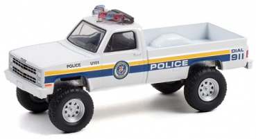 30241  1986 Chevrolet M1008 - Philadelphia, Pennsylvania Police 1:64