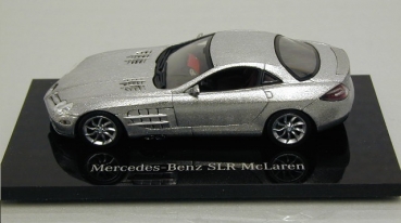 B66961974 Mercedes-Benz SLR McLaren silver 1:43