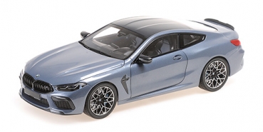 110029024 BMW M8 COUPE – BLUE METALLIC – 2020  1:18