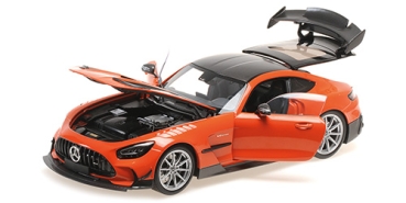 110032024	MERCEDES-AMG GT BLACK SERIES – 2021 – ORANGE W/SILVER WHEELS	1:18