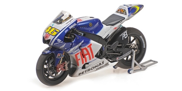122093246	YAMAHA YZR-M1 – TEAM FIAT YAMAHA – VALENTINO ROSSI – WORLD CHAMPION MOTOGP 2009 – DIRTY VERSION	1:12