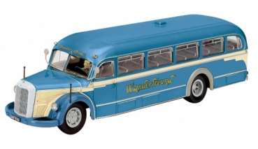 2748 Mercedes-Benz O6600 Wanderfreund mit Fahrerfigur 1:43