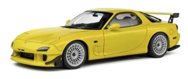 421186396	Mazda RX-7 Type RS (FD35) 1994 yellow	1:18