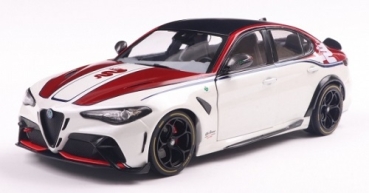 421186438	Alfa Romeo Giulia GTA-M red/white	1:18