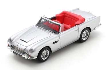 450935900	Aston Martin DB5 Convertible 1964 silver	1:43