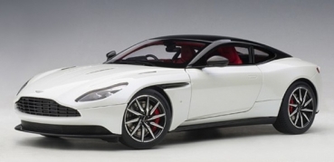 70266 ASTON MARTIN DB11 (MORNING FROST WHITE) 1:18