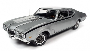 AMM1287  1968 Oldsmobile Hurst Olds 2-Door Post (MCACN) Peruvian Silver 1:18