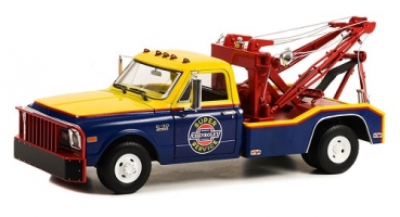 13653  1969 Chevrolet C-30 Dually Wrecker - Chevrolet Super Service 1:18