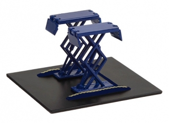 16160-A  Automotive Double Scissor Lifts - Blue 1:64