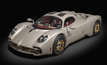 HK120	Pagani Utopia Coupe Rinascimento Lucido (Bausatz/KIT)	1:8