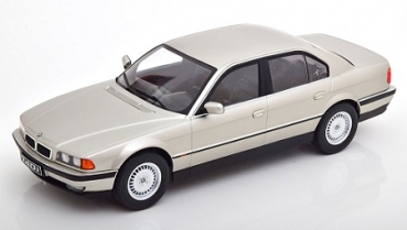 KK180365 BMW 740i E38 1.Serie 1994 silver 1:18