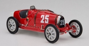 M100-009 Bugatti T35 - Portugal - Limited Edition 500 Stck. 1:18