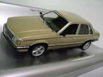 Opel Senator A gold 1:43