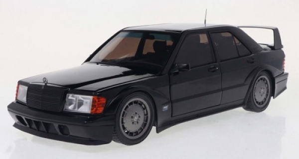 421186486	Mercedes-Benz 190 (W201) EVO II 1990 black	1:18