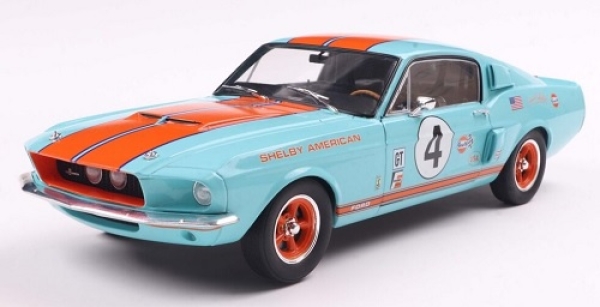 421186535 Ford Mustang Shelby GT500 #4 Gulf Racing Tribute 1967 1:18