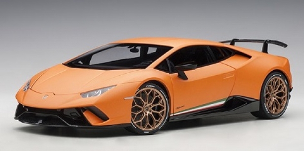 Autoart 79152 Lamborghini Huracan Performante 1:18 Arancio Anthaeus/Matt Orange 