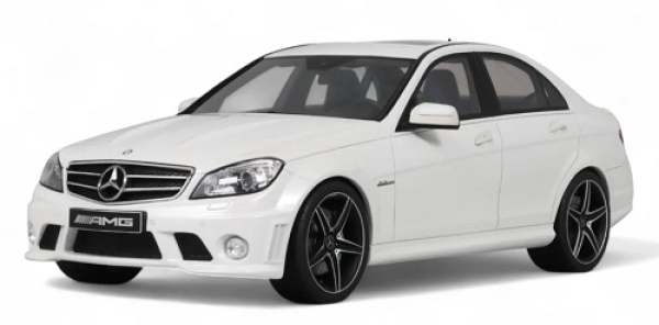 GT928 MERCEDES-BENZ C63 AMG DIAMOND WHITE 2007 1:18