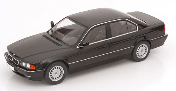 KK180366 BMW 740i E38 1.Serie 1994 black met. 1:18