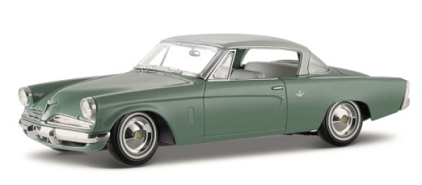31651	Studebaker Starliner 1953 green	1:18